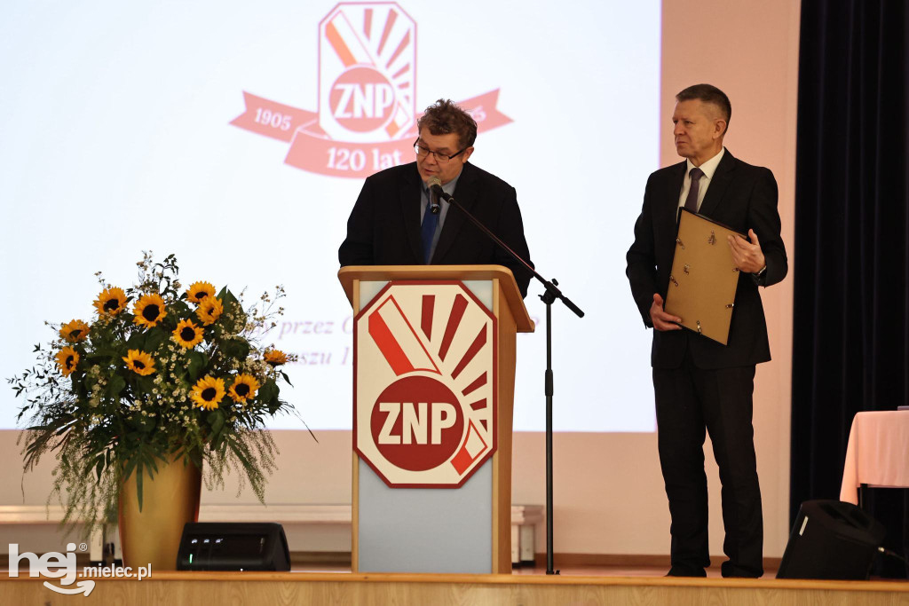 120 lat ZNP. Prezes Broniarz w Mielcu