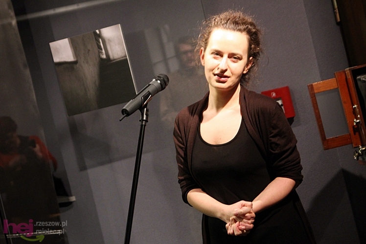 Agnieszka Ziobro i jej zbiór fotografii ?Pamięć uczuć? w Jadernówce