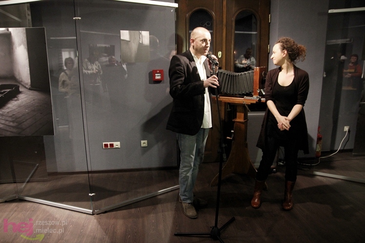 Agnieszka Ziobro i jej zbiór fotografii ?Pamięć uczuć? w Jadernówce