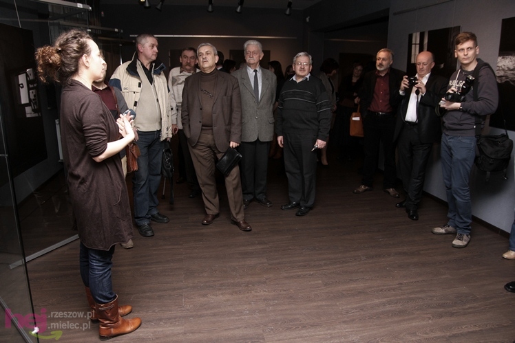 Agnieszka Ziobro i jej zbiór fotografii ?Pamięć uczuć? w Jadernówce