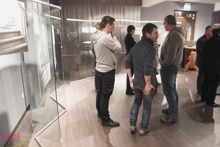 Agnieszka Ziobro i jej zbiór fotografii ?Pamięć uczuć? w Jadernówce