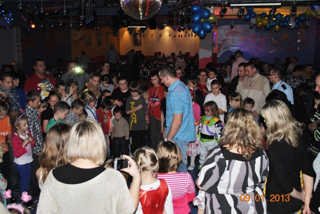 Zabawa choinkowa Osiedla Niepodległości