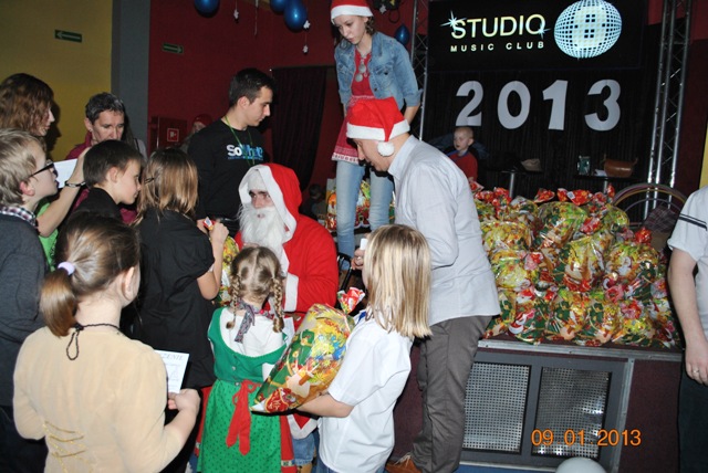 Zabawa choinkowa Osiedla Niepodległości