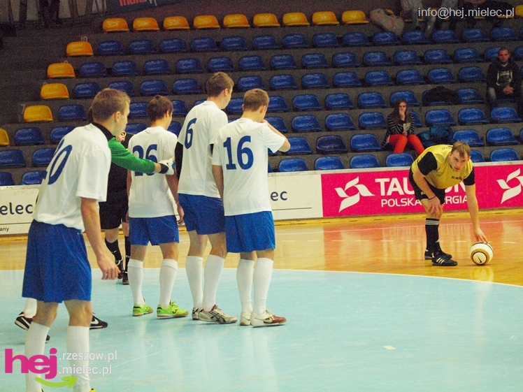 II Charytatywny Turniej Piłkarski Derby Mielca 2012 - część I