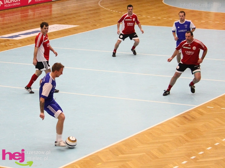 II Charytatywny Turniej Piłkarski Derby Mielca 2012 - część I