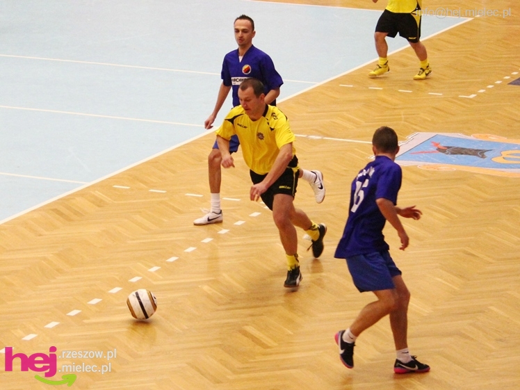 II Charytatywny Turniej Piłkarski Derby Mielca 2012 - część I