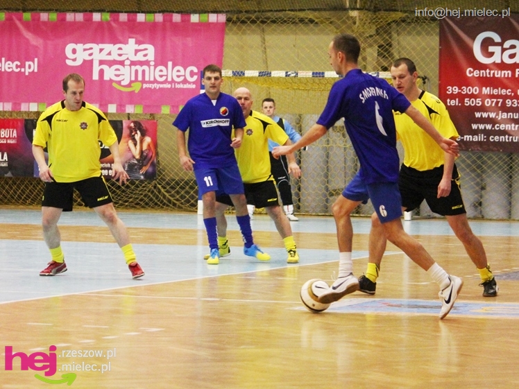 II Charytatywny Turniej Piłkarski Derby Mielca 2012 - część I
