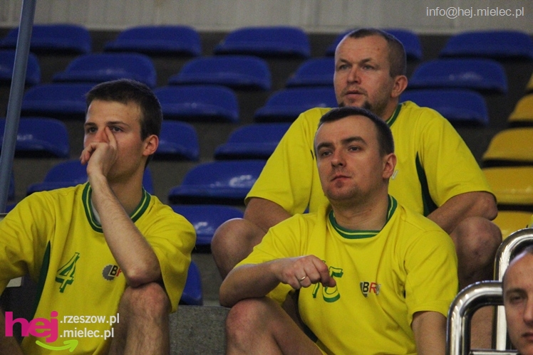 II Charytatywny Turniej Piłkarski Derby Mielca 2012 - część I