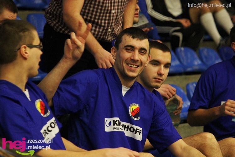 II Charytatywny Turniej Piłkarski Derby Mielca 2012 - część I