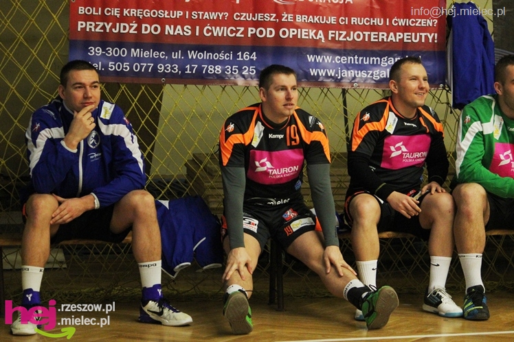 II Charytatywny Turniej Piłkarski Derby Mielca 2012 - część I