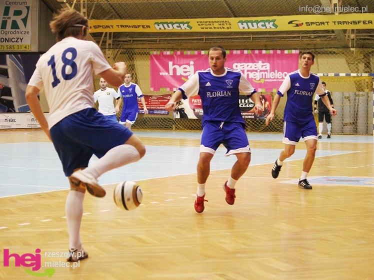 II Charytatywny Turniej Piłkarski Derby Mielca 2012 - część I