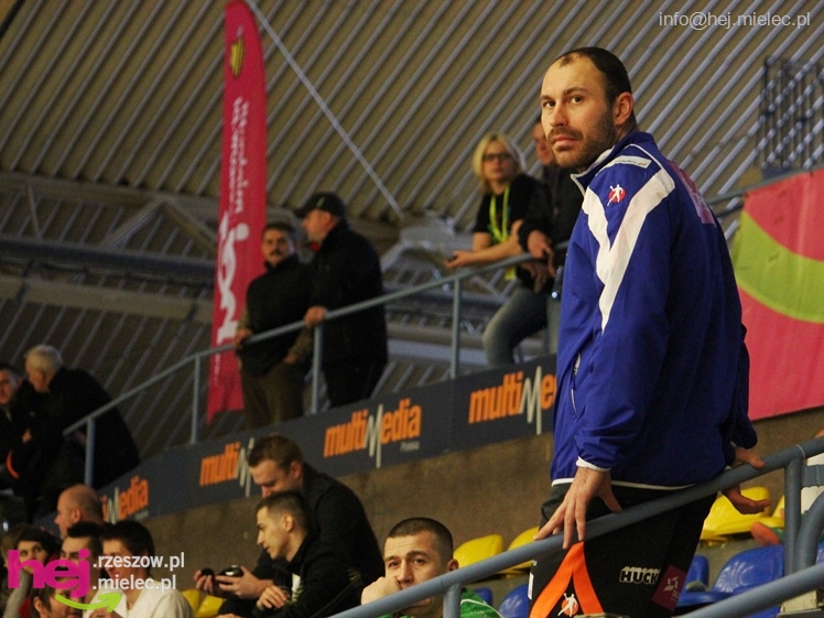 II Charytatywny Turniej Piłkarski Derby Mielca 2012 - część I