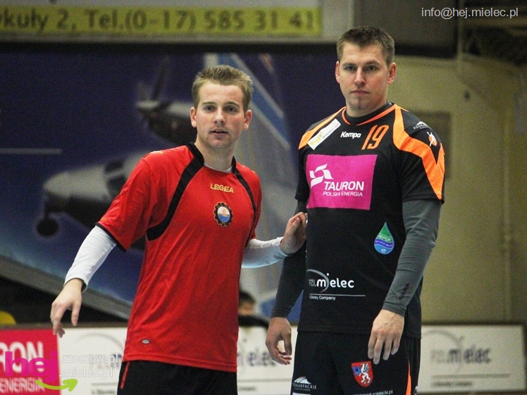 II Charytatywny Turniej Piłkarski Derby Mielca 2012 - część I