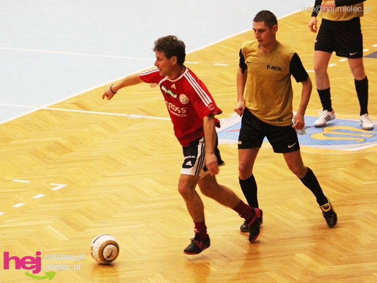 II Charytatywny Turniej Piłkarski Derby Mielca 2012 - część I