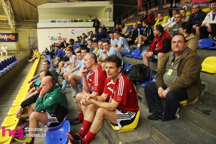 II Charytatywny Turniej Piłkarski Derby Mielca 2012 - część I