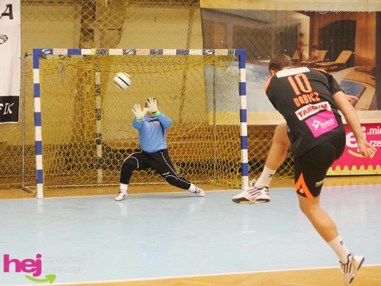 II Charytatywny Turniej Piłkarski Derby Mielca 2012 - część II