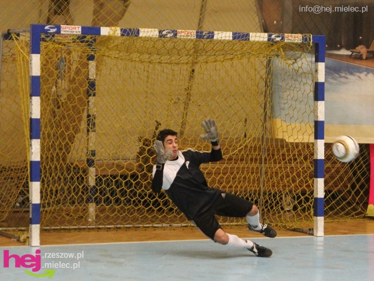 II Charytatywny Turniej Piłkarski Derby Mielca 2012 - część II