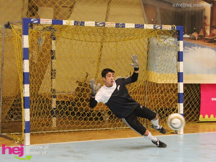 II Charytatywny Turniej Piłkarski Derby Mielca 2012 - część II