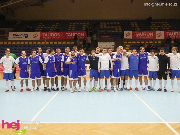 II Charytatywny Turniej Piłkarski Derby Mielca 2012 - część II