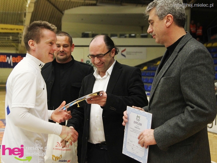 II Charytatywny Turniej Piłkarski Derby Mielca 2012 - część II