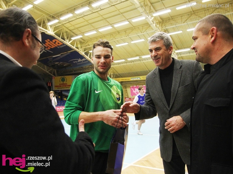 II Charytatywny Turniej Piłkarski Derby Mielca 2012 - część II