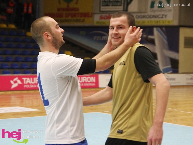 II Charytatywny Turniej Piłkarski Derby Mielca 2012 - część II