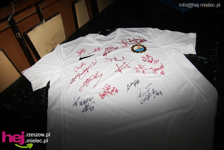 II Charytatywny Turniej Piłkarski Derby Mielca 2012 - część II