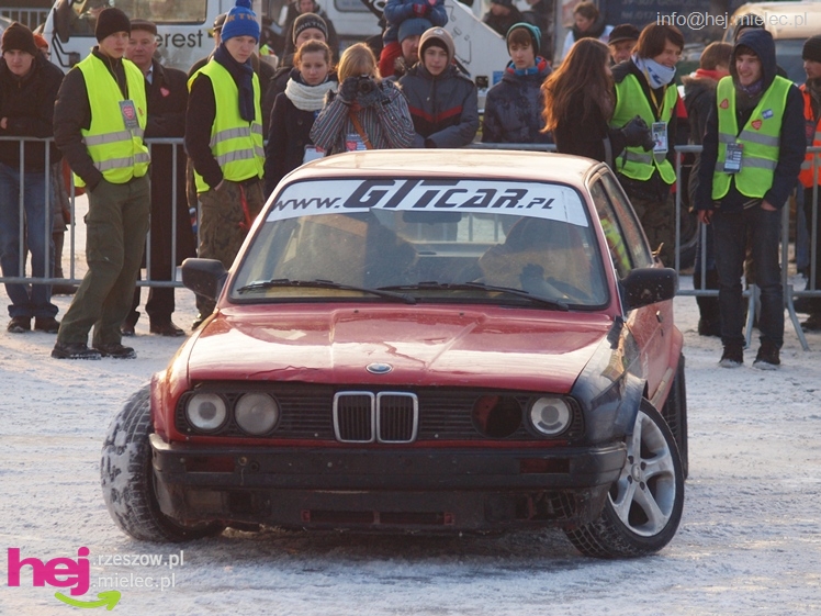21. Finał Wielkiej Orkiestry Świątecznej Pomocy w Mielcu. Impreza finałowa - część 1