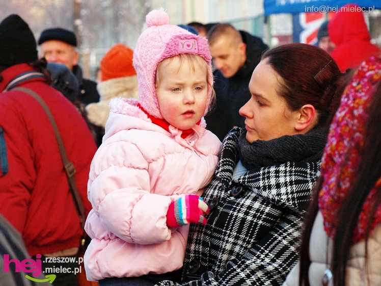 21. Finał Wielkiej Orkiestry Świątecznej Pomocy w Mielcu. Impreza finałowa - część 1