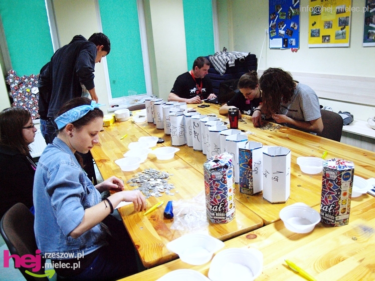 21. Finał Wielkiej Orkiestry Świątecznej Pomocy w Mielcu. Impreza finałowa - część 1