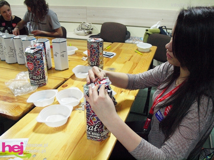 21. Finał Wielkiej Orkiestry Świątecznej Pomocy w Mielcu. Impreza finałowa - część 1