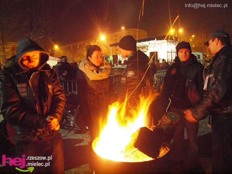 21. Finał Wielkiej Orkiestry Świątecznej Pomocy w Mielcu. Impreza finałowa - część 1