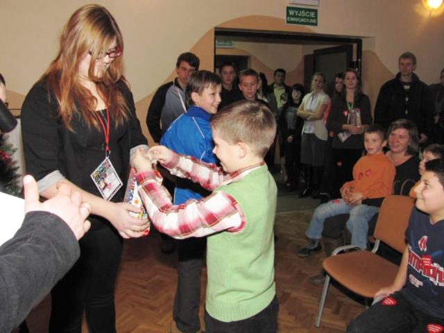 W Chorzelowie również zagrali dla dzieci i seniorów