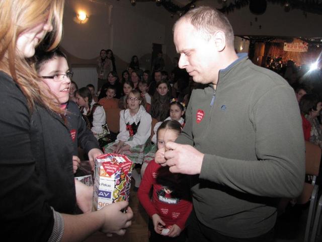 W Chorzelowie również zagrali dla dzieci i seniorów