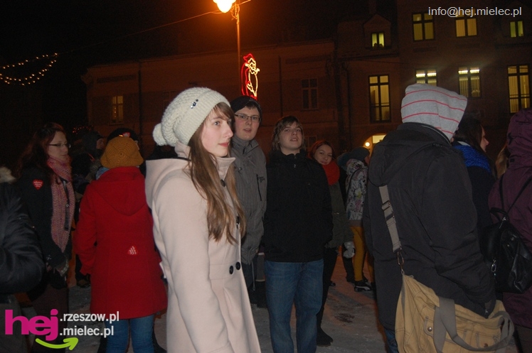 Debiut Radomyśla Wielkiego. Orkiestrowa impreza w Rynku, Światełko do Nieba
