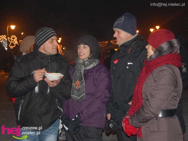 Debiut Radomyśla Wielkiego. Orkiestrowa impreza w Rynku, Światełko do Nieba