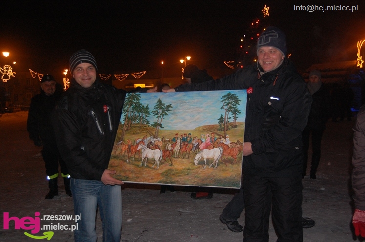 Debiut Radomyśla Wielkiego. Orkiestrowa impreza w Rynku, Światełko do Nieba