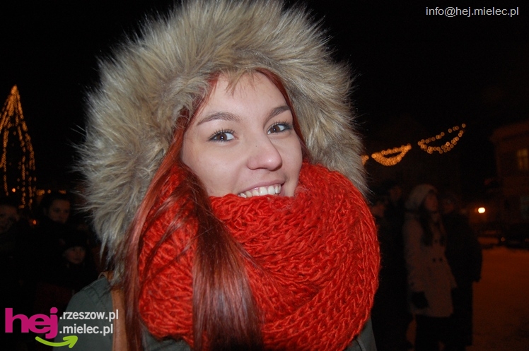 Debiut Radomyśla Wielkiego. Orkiestrowa impreza w Rynku, Światełko do Nieba