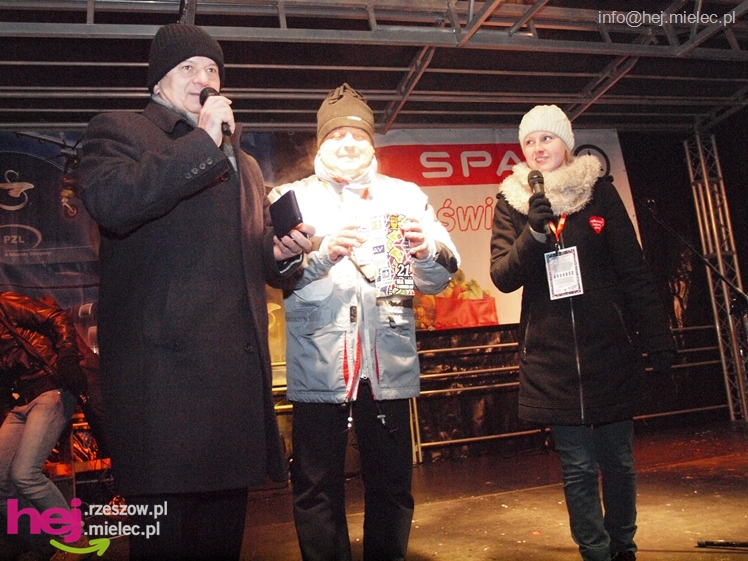 Debiut Radomyśla Wielkiego. Orkiestrowa impreza w Rynku, Światełko do Nieba