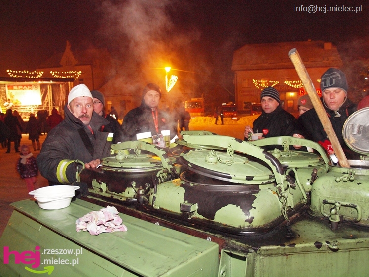 Debiut Radomyśla Wielkiego. Orkiestrowa impreza w Rynku, Światełko do Nieba