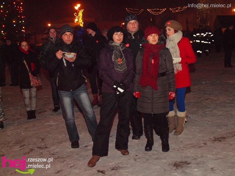 Debiut Radomyśla Wielkiego. Orkiestrowa impreza w Rynku, Światełko do Nieba