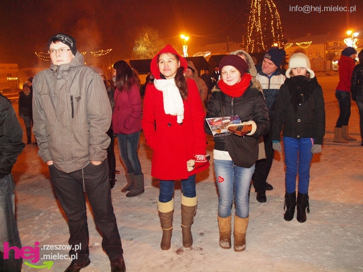 Debiut Radomyśla Wielkiego. Orkiestrowa impreza w Rynku, Światełko do Nieba
