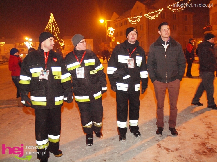 Debiut Radomyśla Wielkiego. Orkiestrowa impreza w Rynku, Światełko do Nieba