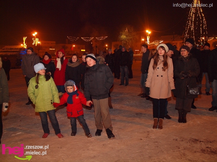 Debiut Radomyśla Wielkiego. Orkiestrowa impreza w Rynku, Światełko do Nieba