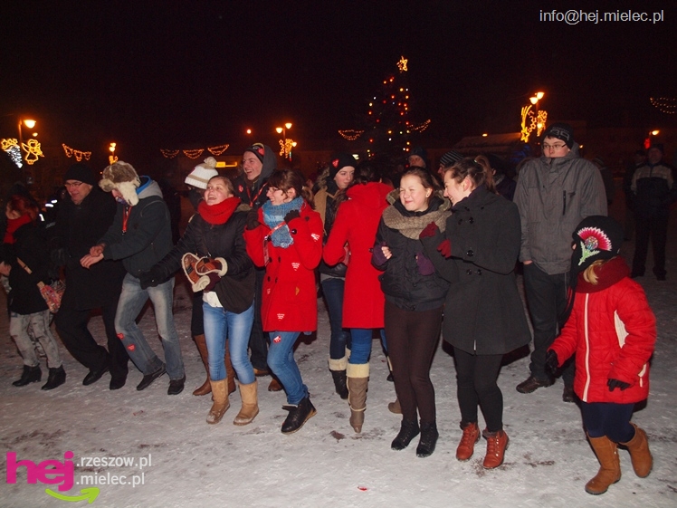 Debiut Radomyśla Wielkiego. Orkiestrowa impreza w Rynku, Światełko do Nieba