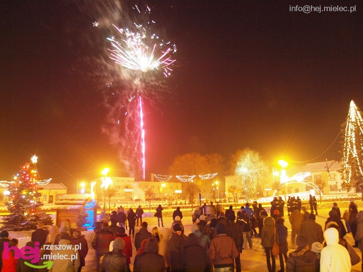 Debiut Radomyśla Wielkiego. Orkiestrowa impreza w Rynku, Światełko do Nieba