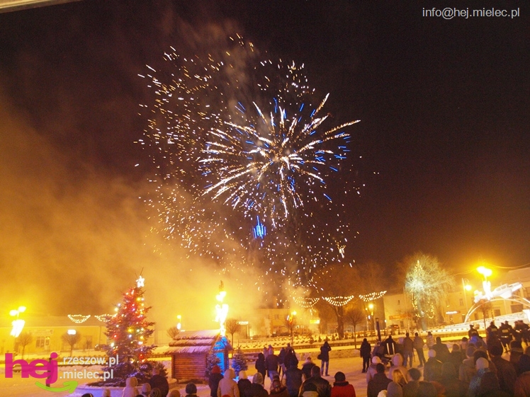 Debiut Radomyśla Wielkiego. Orkiestrowa impreza w Rynku, Światełko do Nieba