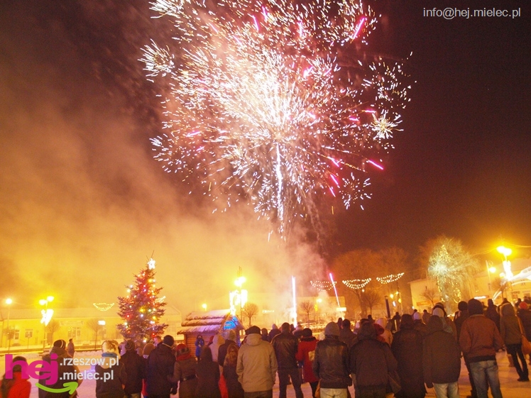 Debiut Radomyśla Wielkiego. Orkiestrowa impreza w Rynku, Światełko do Nieba