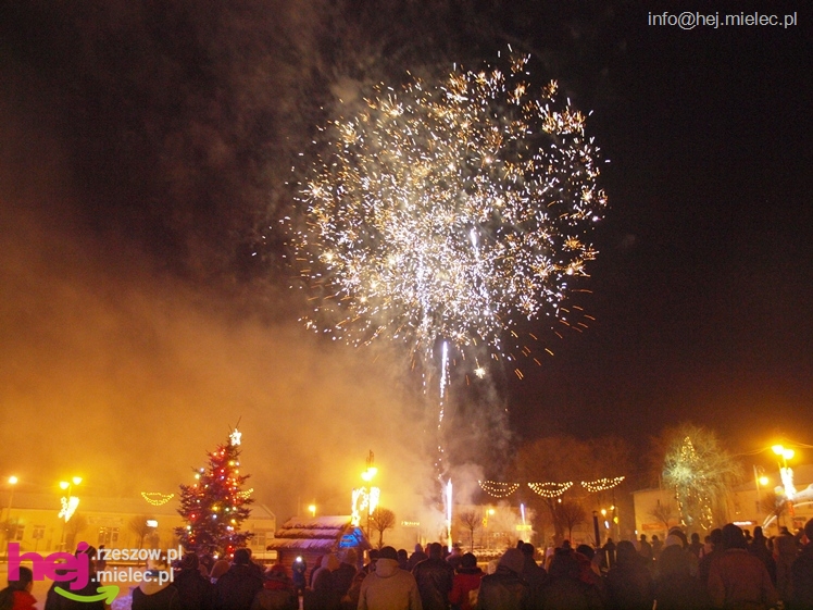 Debiut Radomyśla Wielkiego. Orkiestrowa impreza w Rynku, Światełko do Nieba