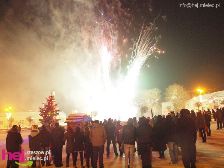 Debiut Radomyśla Wielkiego. Orkiestrowa impreza w Rynku, Światełko do Nieba